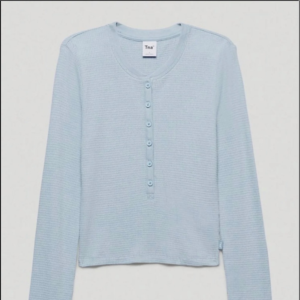 L ARITZIA TNA BLUE HENLEY